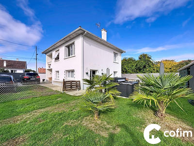 Maison - 107 m² - 6 pièces