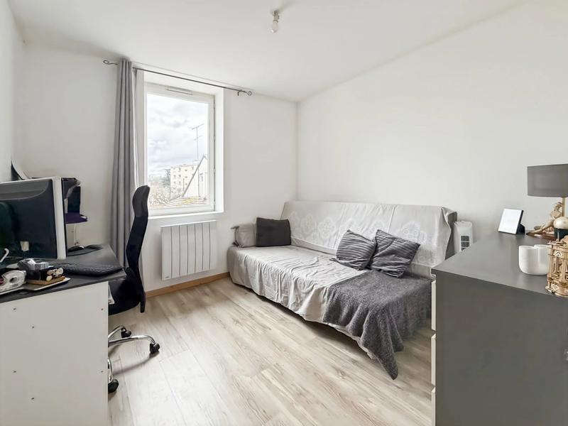 Appartement - 96 m² - 5 pièces