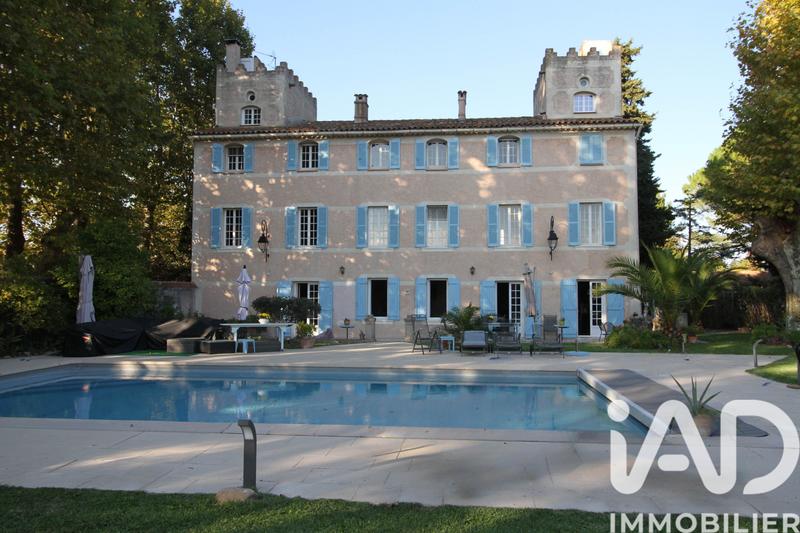 Bastide - 389 m² - 18 pièces