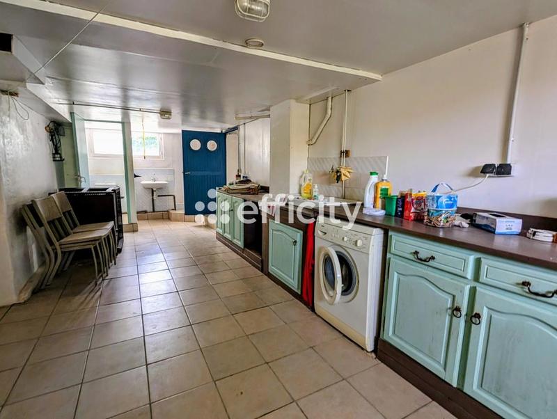 Maison - 150 m² - 8 pièces