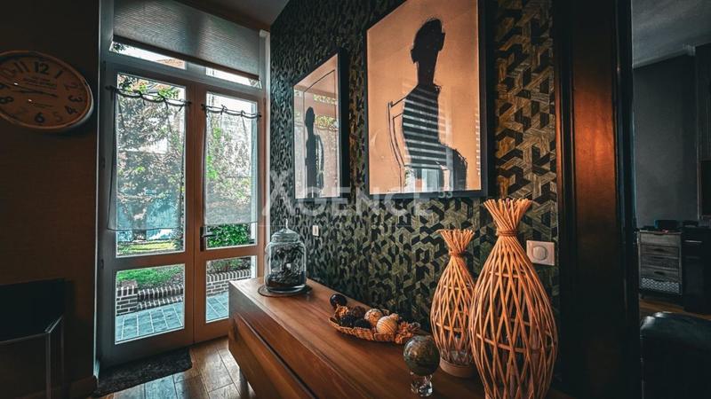 Maison bourgeoise - 250 m² - 9 pièces