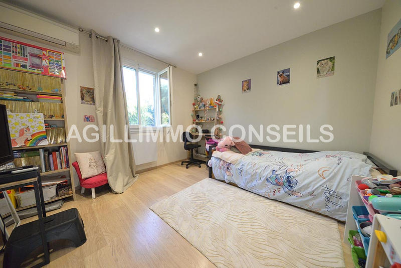 Villa - 140 m² - 5 pièces