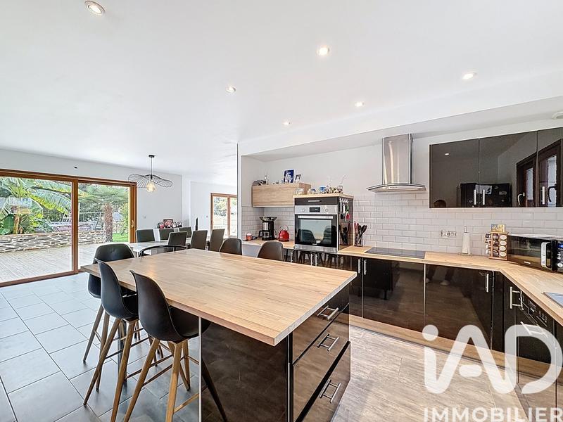 Maison - 150 m² - 7 pièces