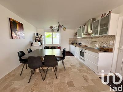 Maison - 104 m² - 5 pièces