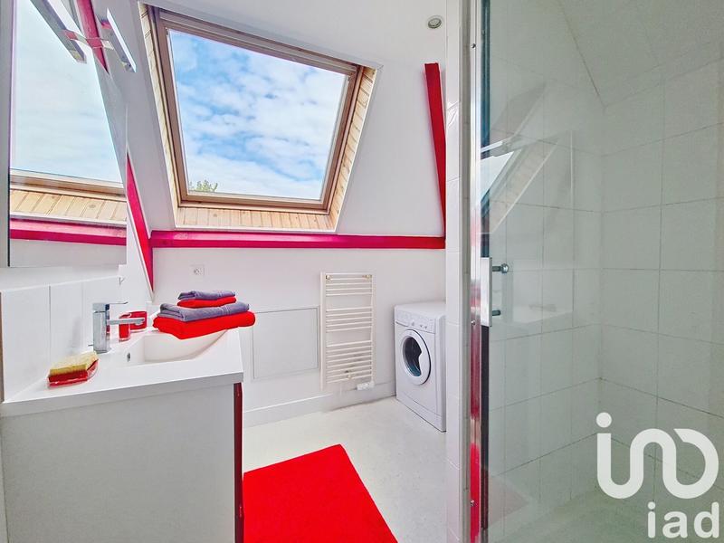 Maison - 244 m² - 10 pièces