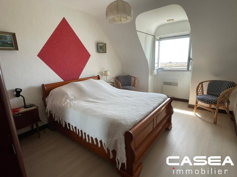 Maison traditionnelle - 160 m² - 6 pièces