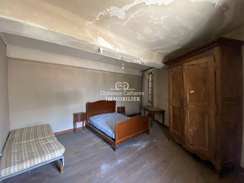 Maison - 235 m² - 9 pièces