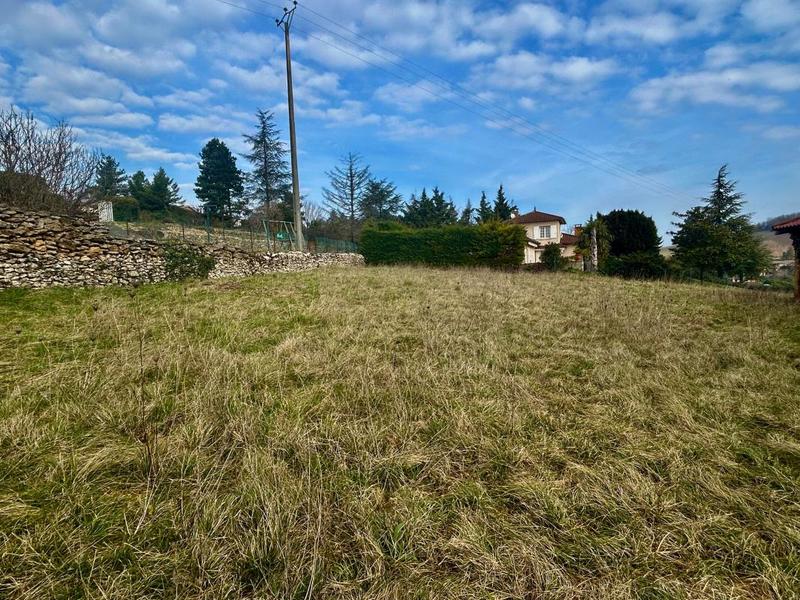 Terrain constructible - 1 193 m²