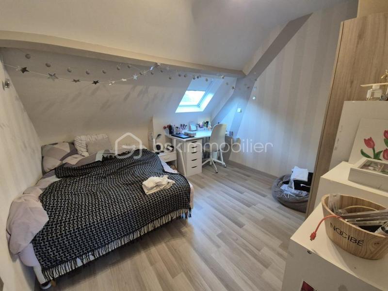 Maison traditionnelle - 136 m² - 6 pièces