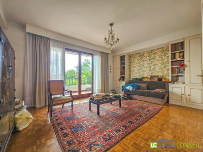 Appartement - 77 m² - 3 pièces