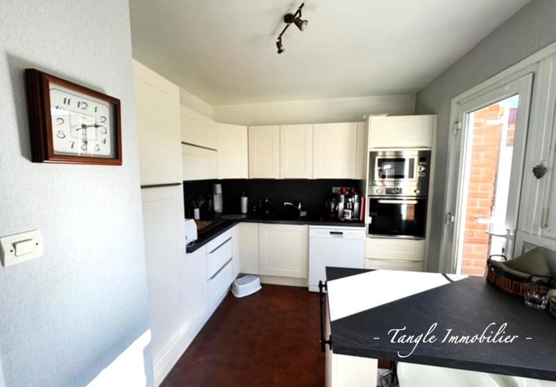 Maison - 103 m² - 5 pièces