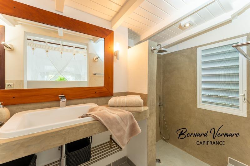 Demeure - 196 m² - 8 pièces