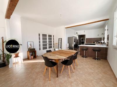 Appartement - 92 m² - 4 pièces