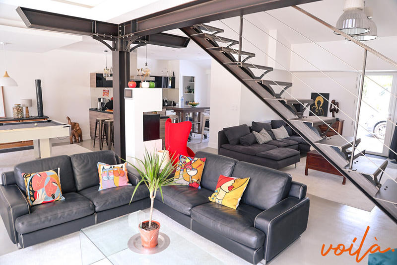 Maison - 181 m² - 6 pièces