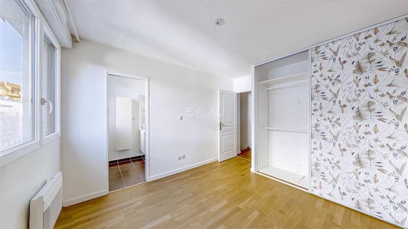 Appartement - 102 m² - 5 pièces