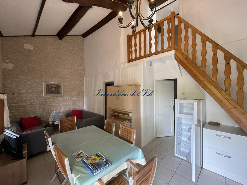 Maison - 330 m² - 16 pièces