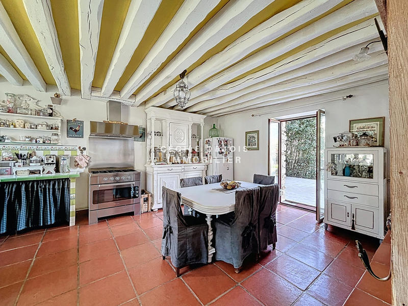 Maison - 189 m² - 6 pièces