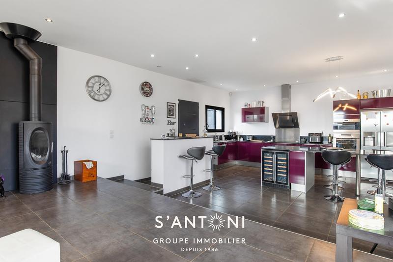 Villa - 138 m² - 4 pièces