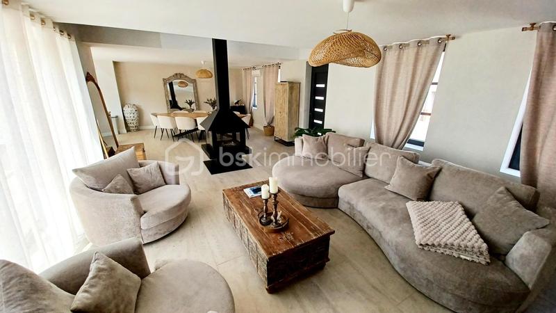 Fermette - 230 m² - 7 pièces