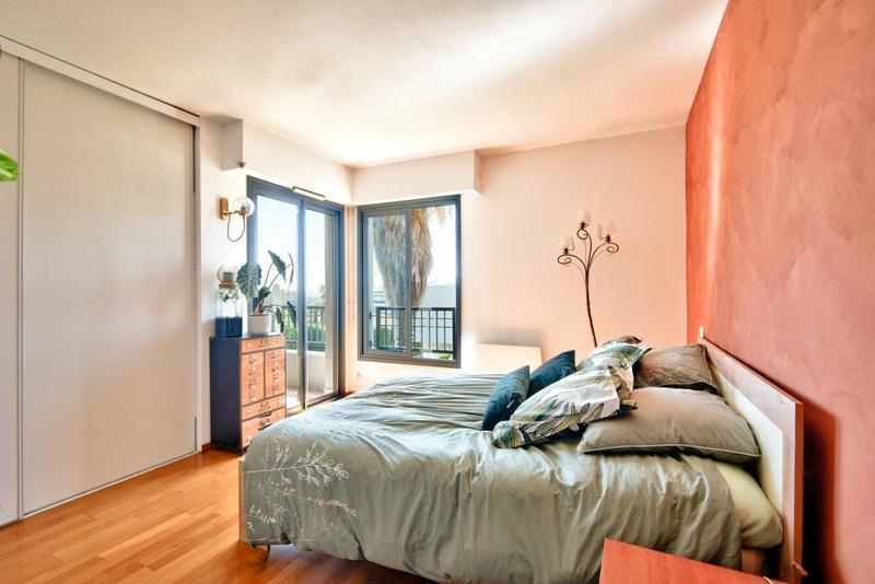 Appartement - 102 m² - 4 pièces