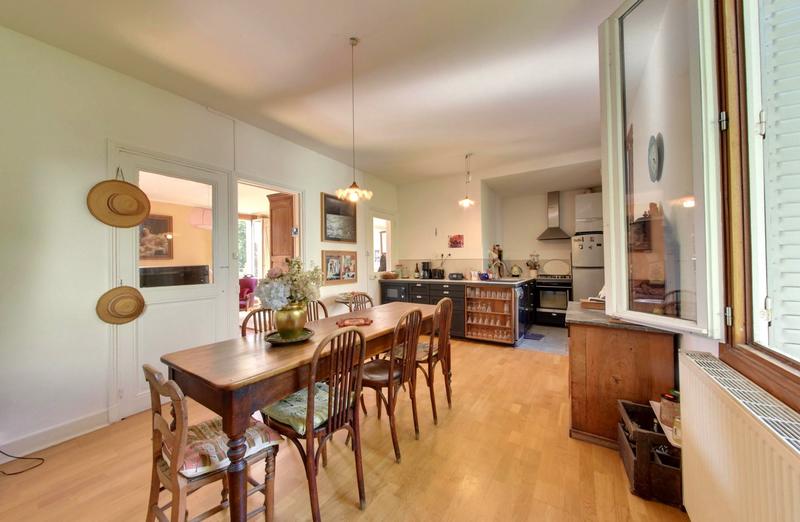 Maison - 170 m² - 7 pièces