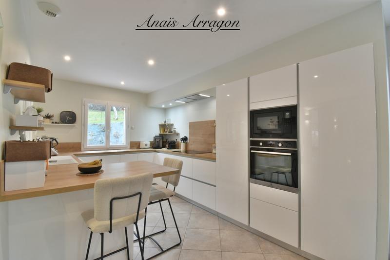 Maison - 162 m² - 5 pièces