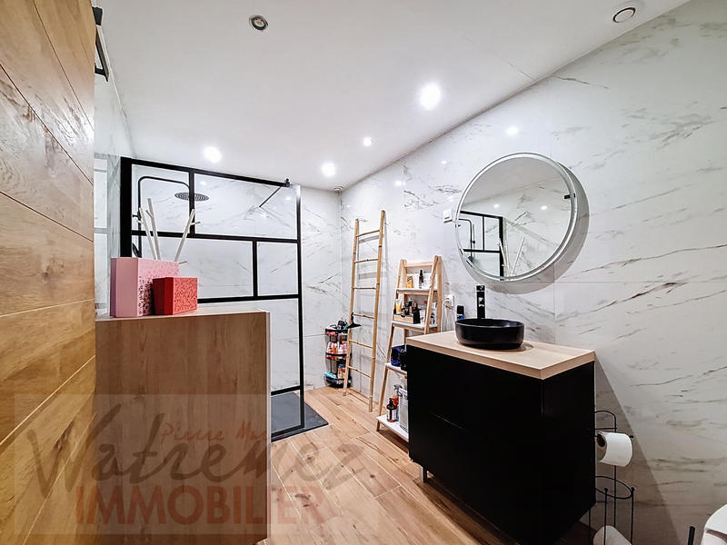 Maison - 151 m² - 7 pièces