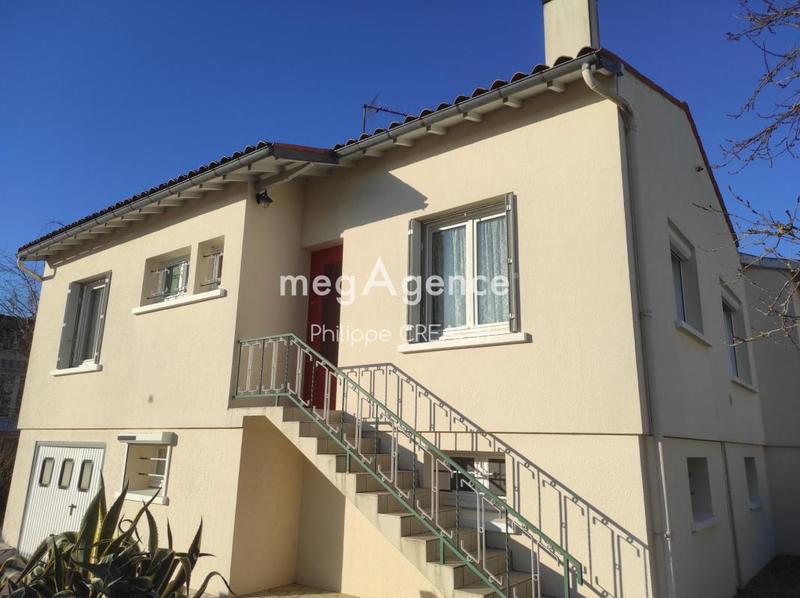 Maison - 104 m² - 6 pièces