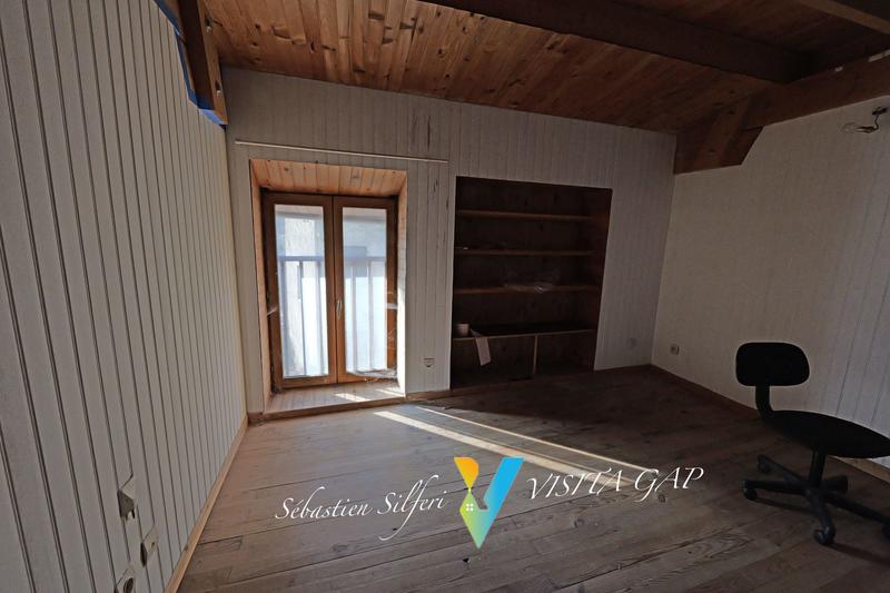 Maison - 107 m² - 6 pièces