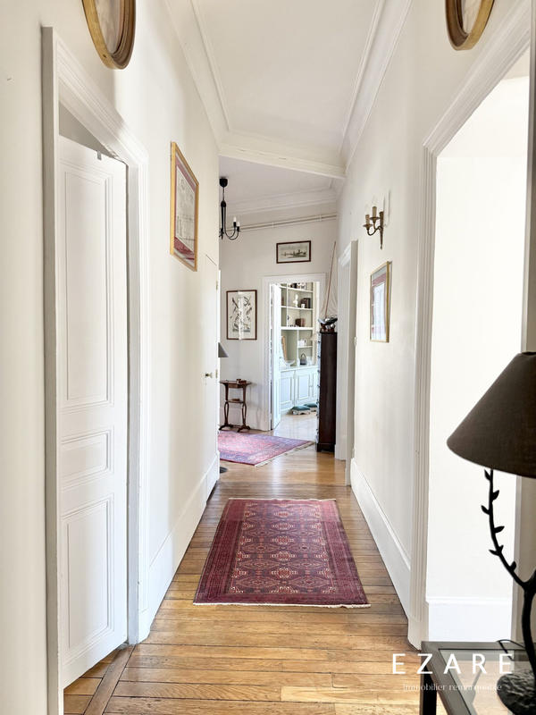 Appartement - 149 m² - 6 pièces