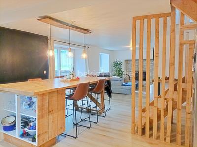 Maison - 123 m² - 6 pièces