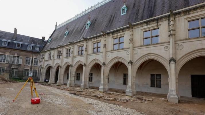 Visite - Fouilles Archéologiques du Palais Ducal