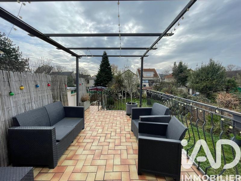 Maison - 118 m² - 6 pièces