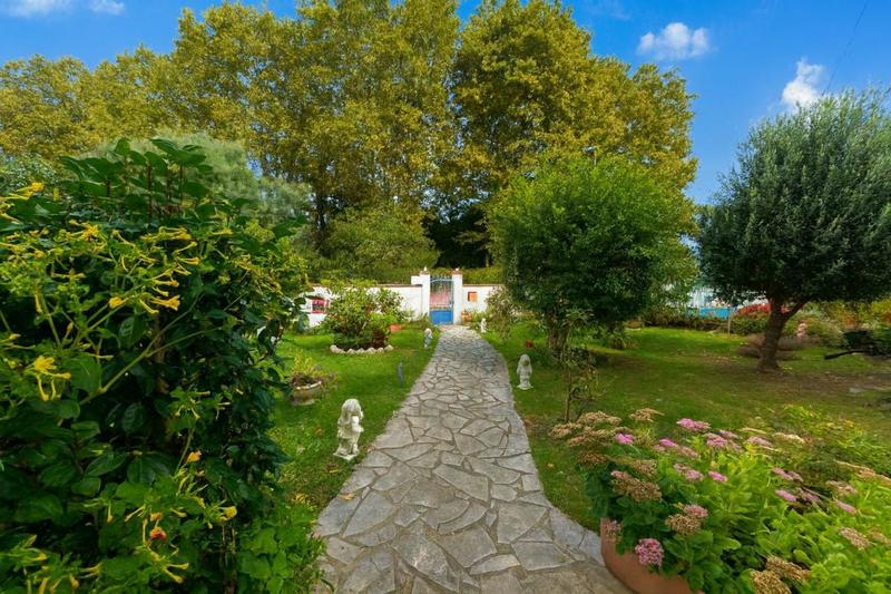 Appartement - 127 m² - 6 pièces