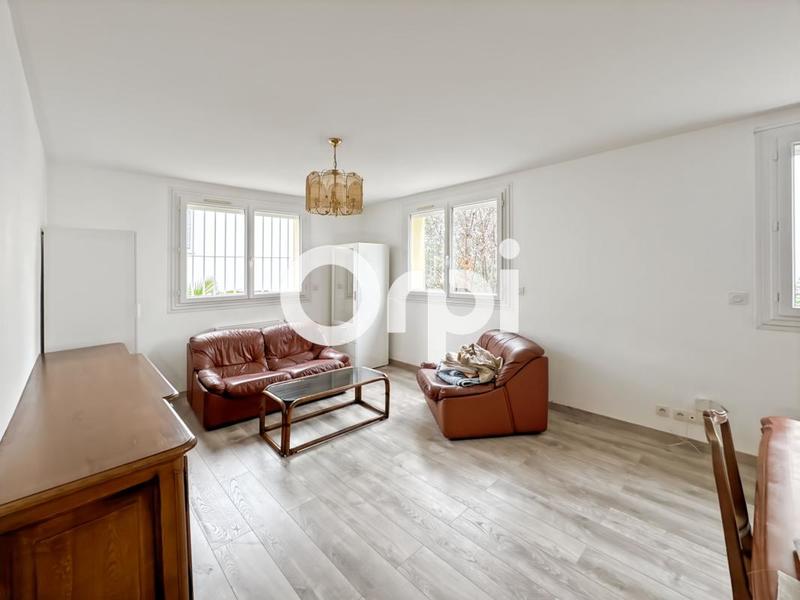 Maison - 178 m² - 8 pièces