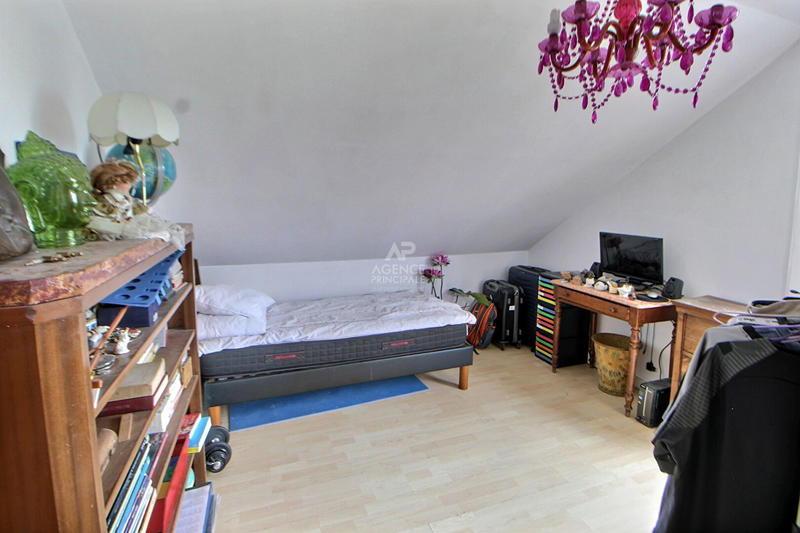 Maison - 130 m² - 7 pièces