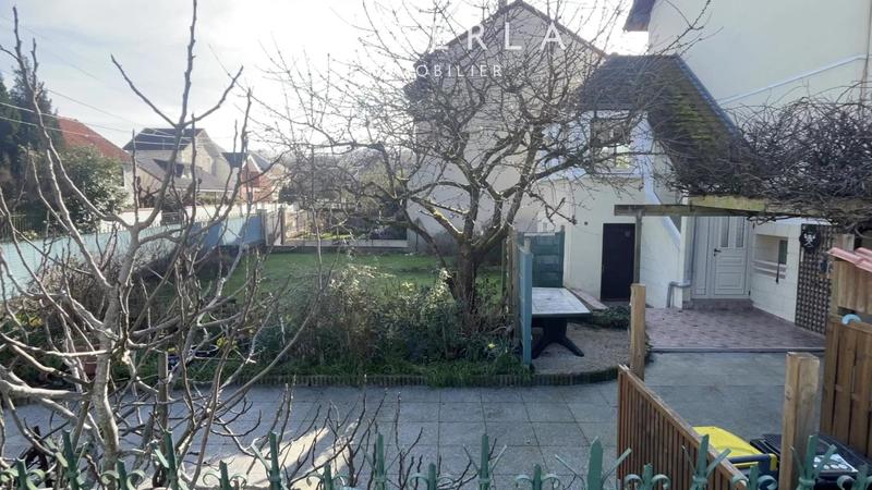 Maison - 105 m² - 6 pièces