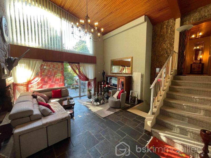 Maison - 156 m² - 6 pièces