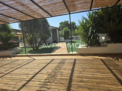 Villa - 240 m² - 7 pièces