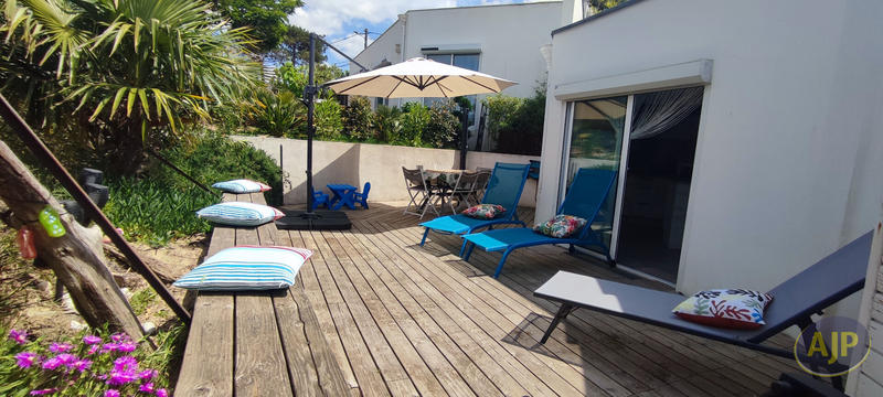 Appartement - 64 m² - 2 pièces