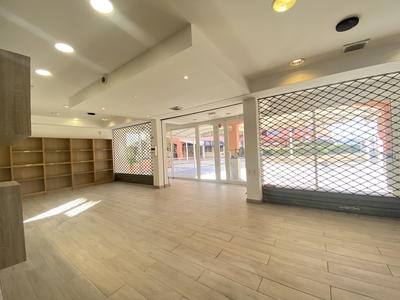 Local commercial - 117 m²