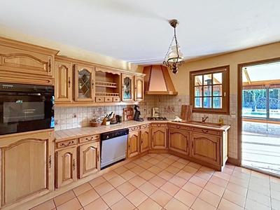 Maison - 141 m² - 6 pièces