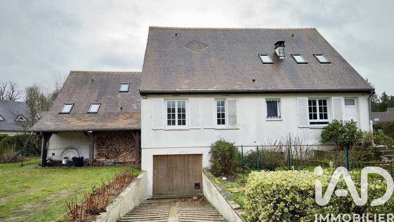 Maison - 235 m² - 7 pièces