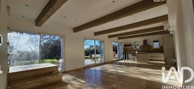 Maison - 170 m² - 6 pièces