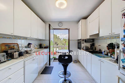 Appartement - 147 m² - 4 pièces