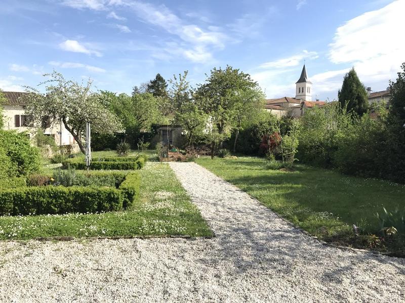 Maison - 320 m² - 13 pièces