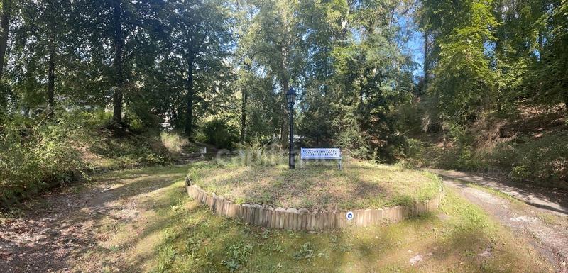 Maison - 305 m² - 9 pièces