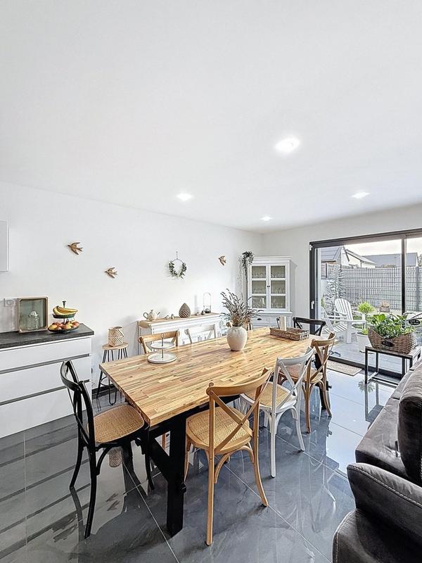 Maison - 124 m² - 7 pièces