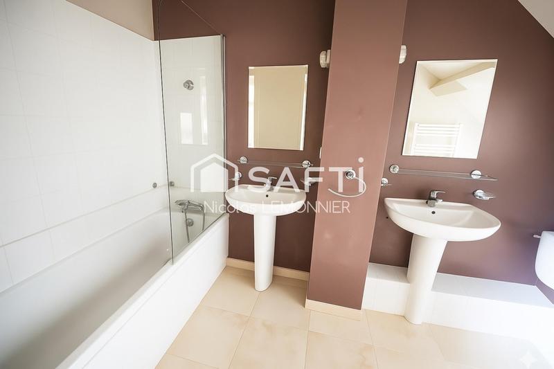 Maison - 150 m² - 5 pièces