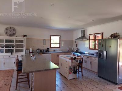 Maison - 188 m² - 8 pièces